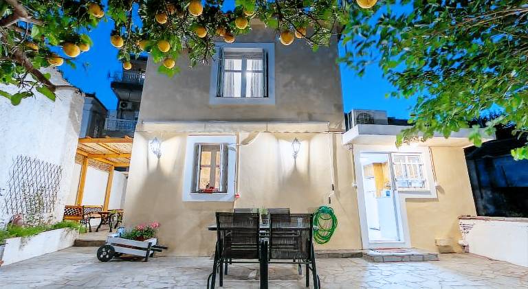 Beautiful house | Dogs allowed in Lesvos