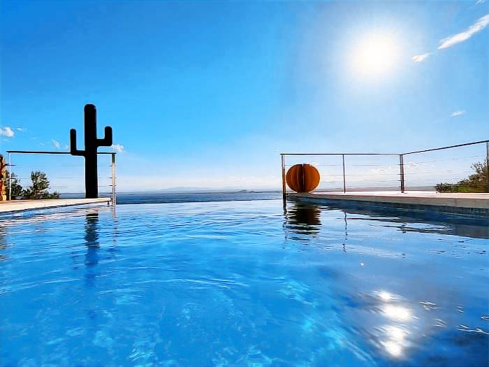 Fully equipped ample villa with private pool, barbecue & yard | Mountain view | Close to the beach | Dogs allowed in Roses