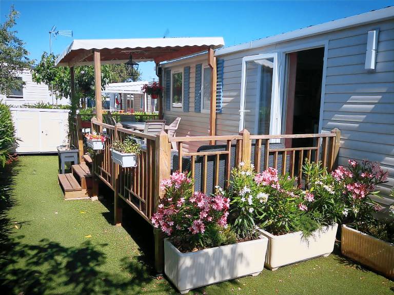 Mobile home  Sauvian