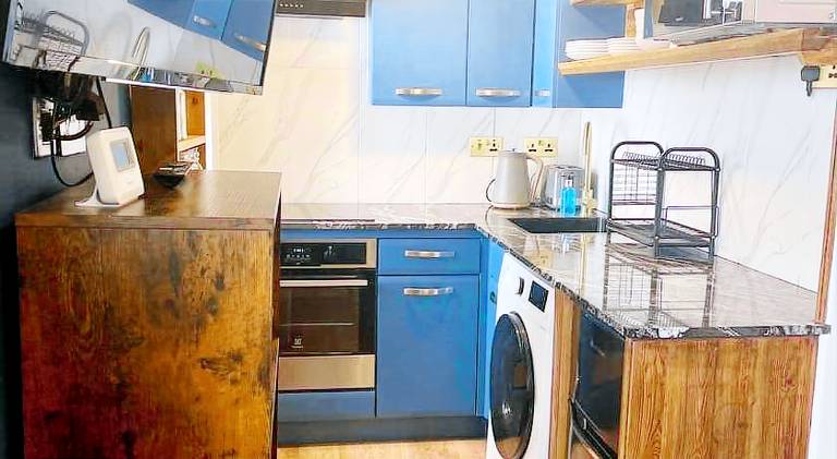 Apartment | Close to Brighton Palace Pier | Beach nearby | Pets are welcome — photo 3