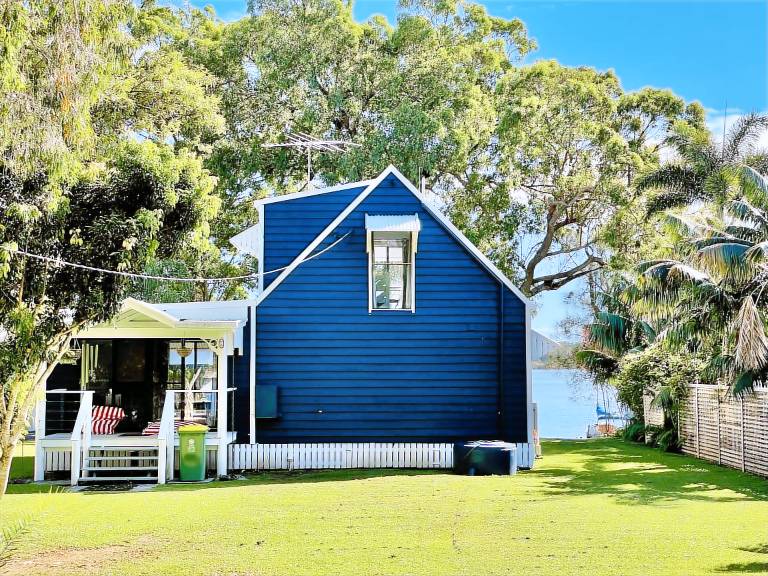 Cottage  Russell Island