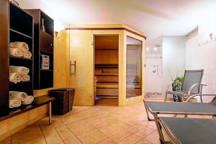 Rental apartment with pool — photo 4