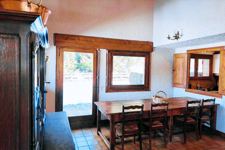Family-friendly holiday apartment with patio & yard | Dogs allowed — photo 3
