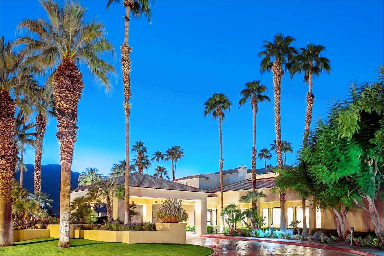 Courtyard by Marriott Palm Springs in Palm Springs, CA