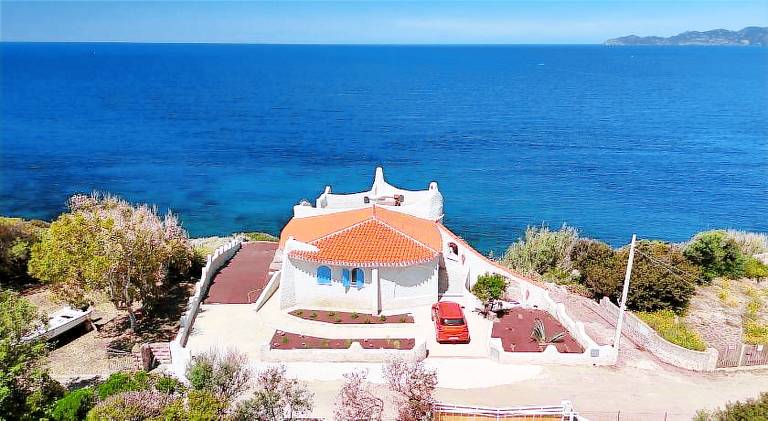 Vacation home with 1 room for 2 persons in Oristano