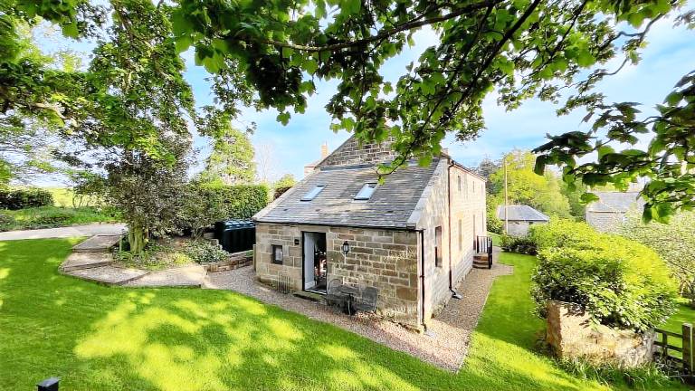 Cottage Lowick
