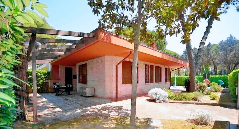 House  Bibione