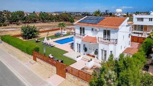 Villa  Pyla