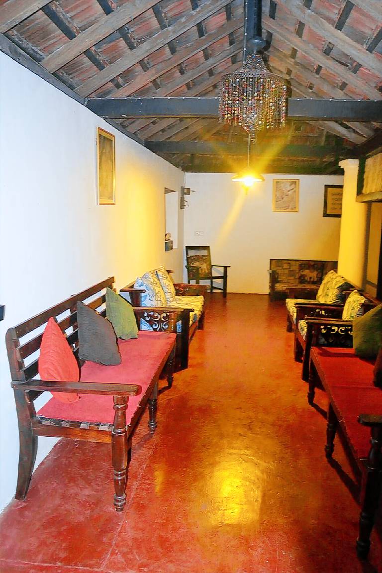 Werapitiya Galagoda Walawwa (වේරපිටිය ගලගොඩ වලව්ව) in Nuwara Eliya