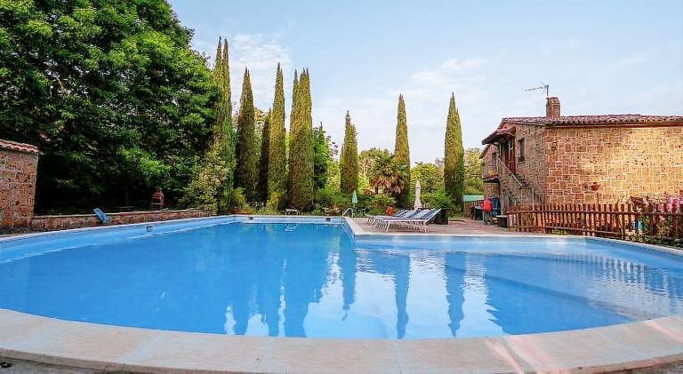 Beautiful rental apartment with pool | Suitable for remote work | Pets are welcome — photo 4