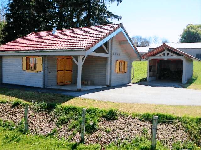 Chalet with garden & barbeque | River view — photo 2
