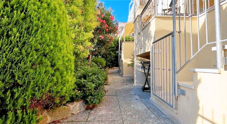 Rental apartment with 1 room for 4 persons — photo 4