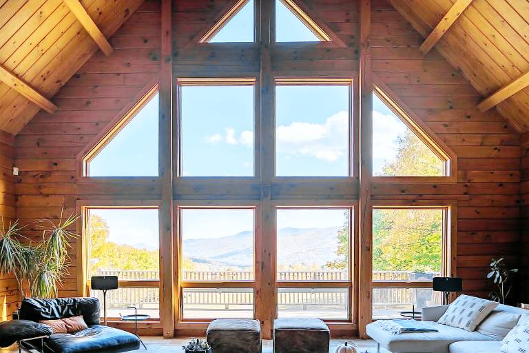 Chalet  Prattsville