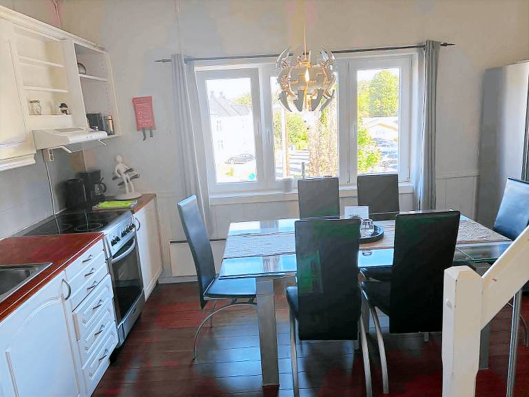 Holiday apartment with barbeque | Garden view — photo 4