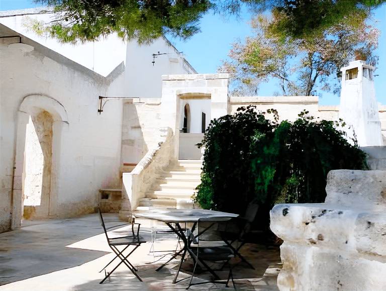 Farm with patio, yard & jacuzzi in Fasano