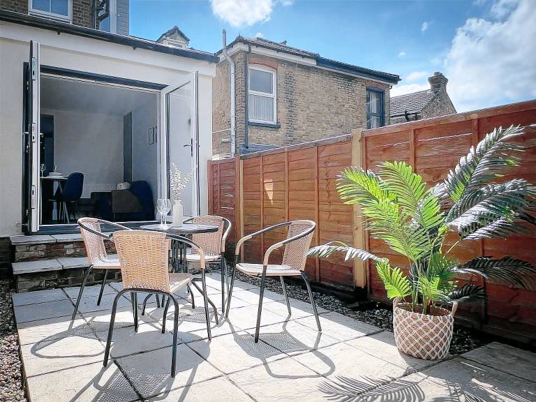 Apartment Maidstone