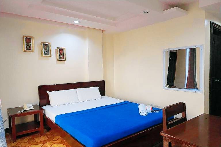 Voyagers Palace in Puerto Princesa