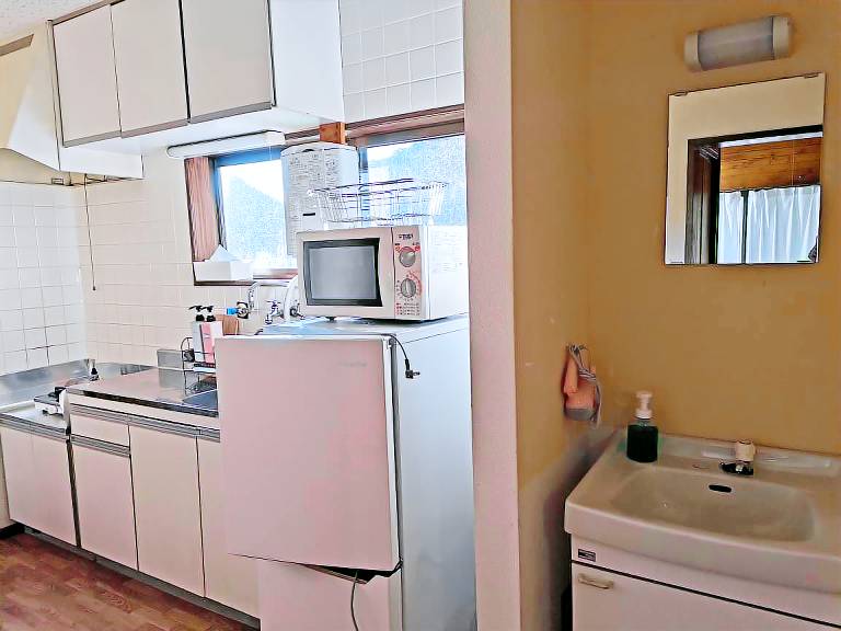 Camping suite | Perfect for remote work | Pet-friendly — photo 3