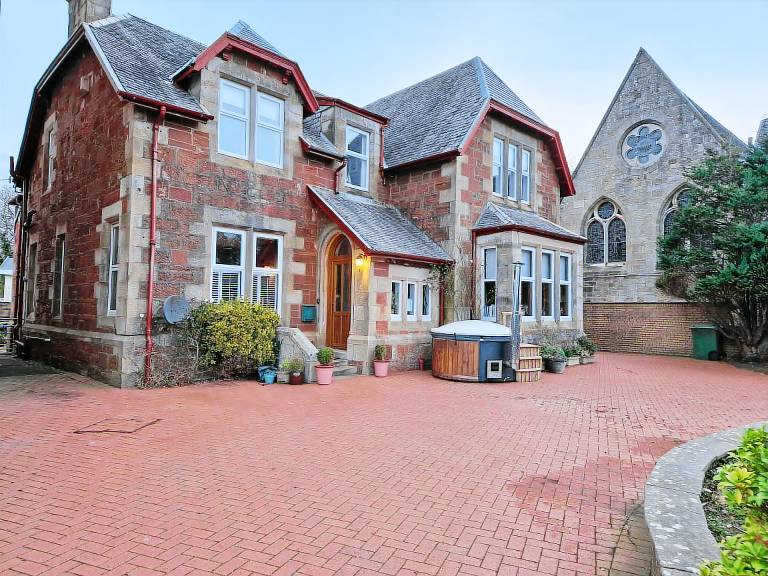 Cottage Largs