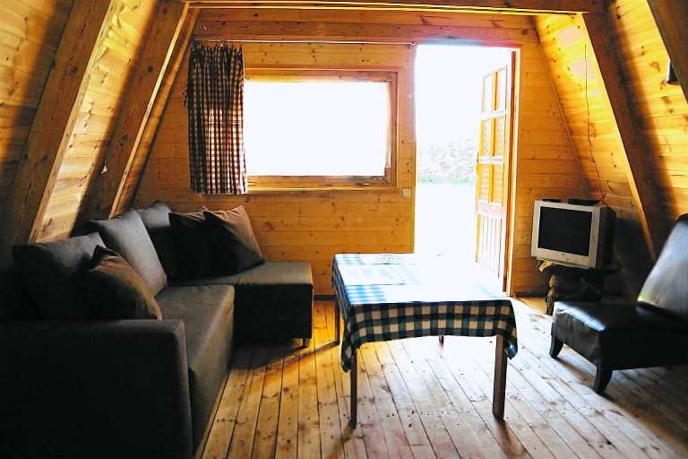 Family-friendly vacation home with garden | Close to the beach | Pets are welcome — photo 3