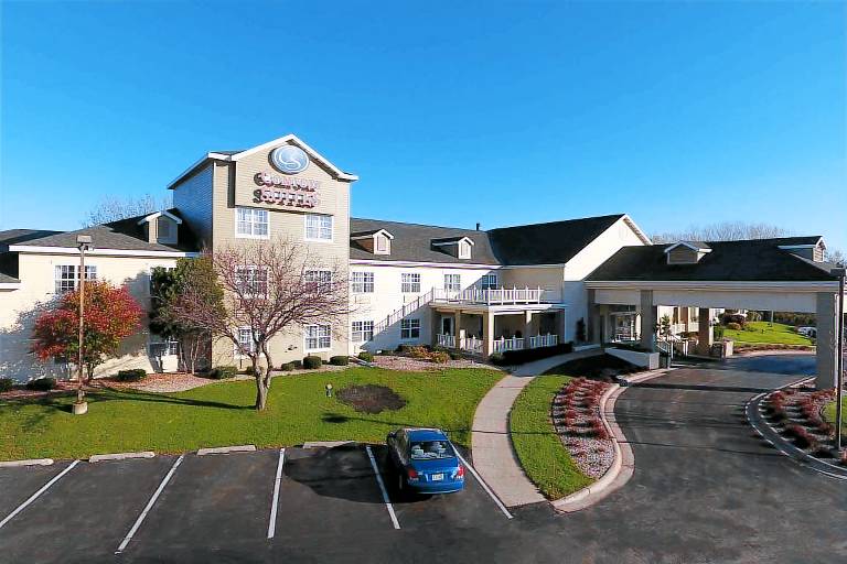 Comfort Suites Appleton Airport in Appleton, WI