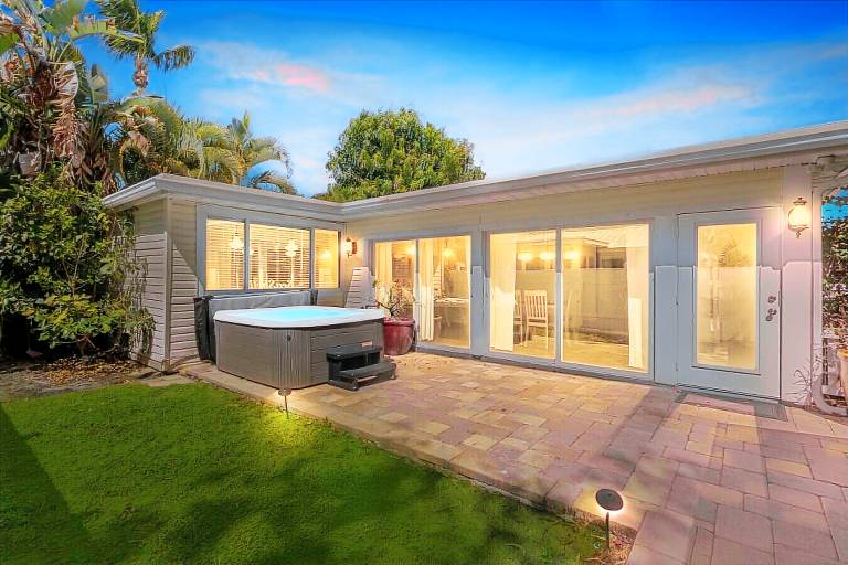 Cabin Delray Beach