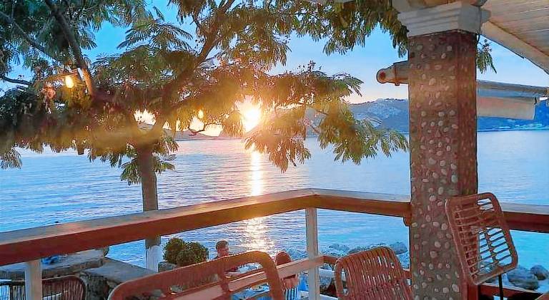 Fully equipped wonderful villa with yard, terrace & jacuzzi | Dogs allowed — photo 4