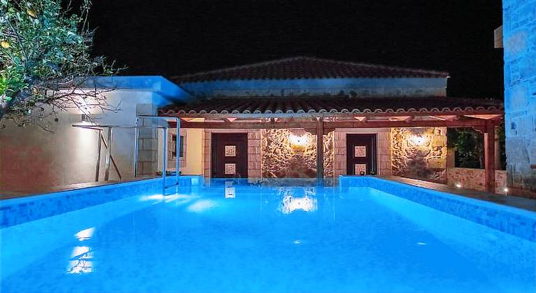 Villa with pool in Kissamos