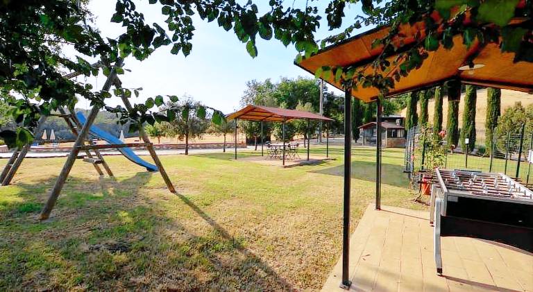Agriturismo Santarcangelo with shared pool and relaxing view — photo 4