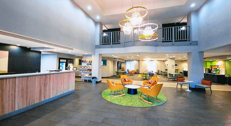 Spark by Hilton Mechanicsburg Harrisburg West — photo 2