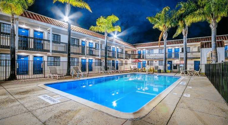 Motel 6 Lompoc, CA — photo 5