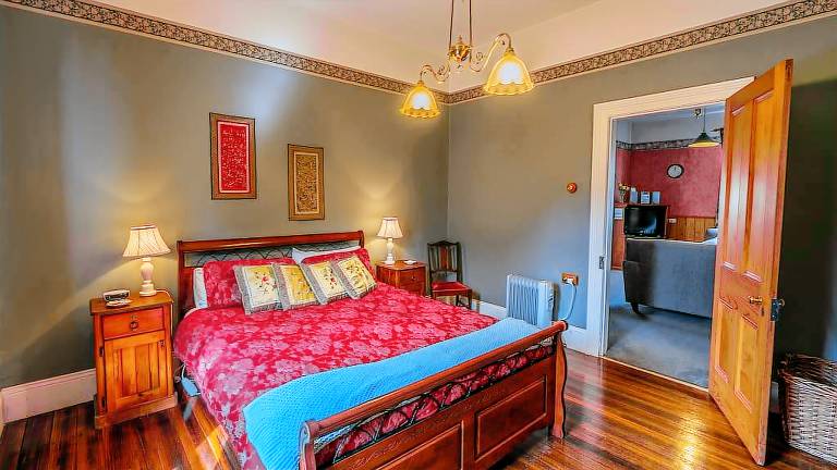 Cottage Deloraine