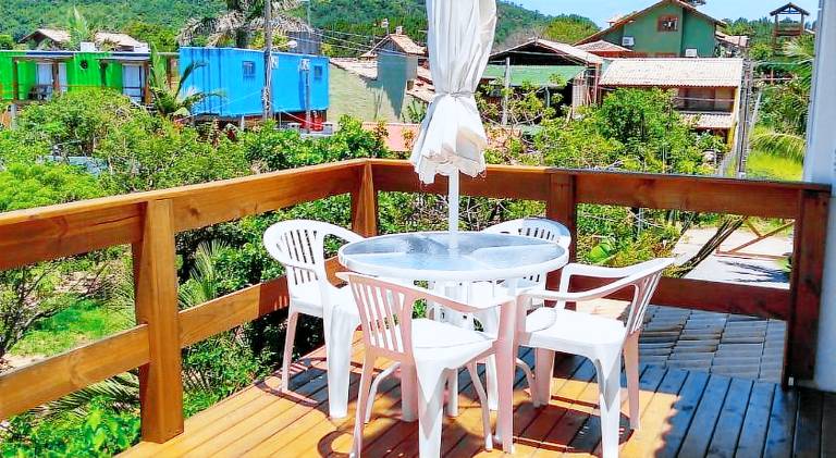 Vacation home with grill & yard in Palhoça