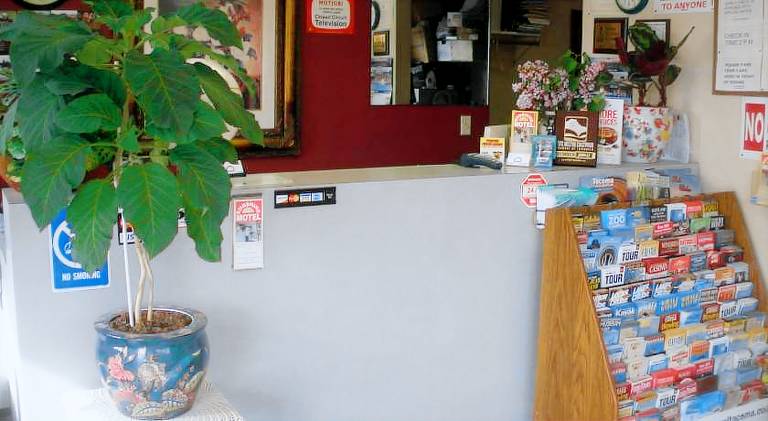 Sunshine Motel — photo 4