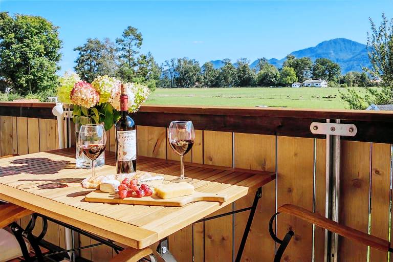 Ferienwohnung in Übersee für max. 4 Personen Ferienwohnung in Übersee für max. 4 Personen