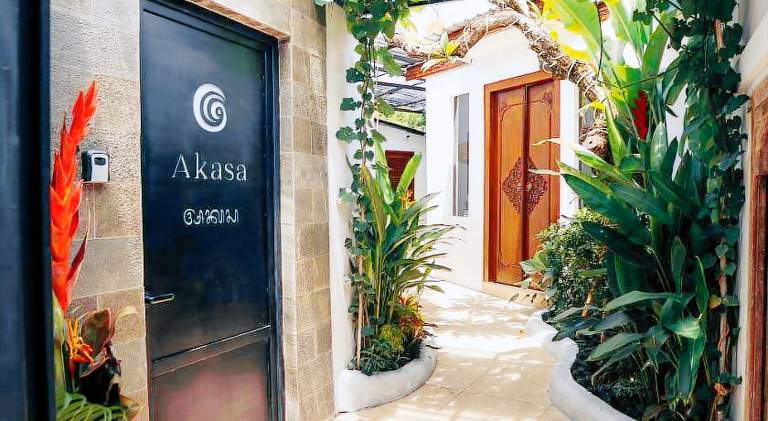 Villa with barbecue, yard & terrace | Suitable for remote work | Pets are welcome — photo 4
