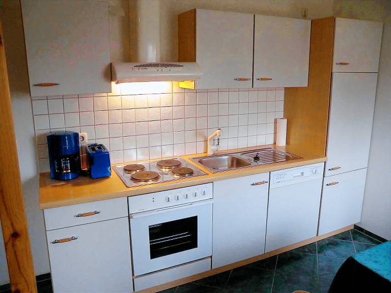 House with terrace, barbecue & yard | Pets allowed — photo 4