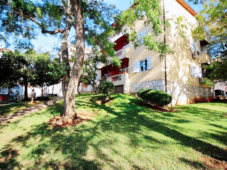 Fully equipped rental apartment | Pet-friendly in Porec