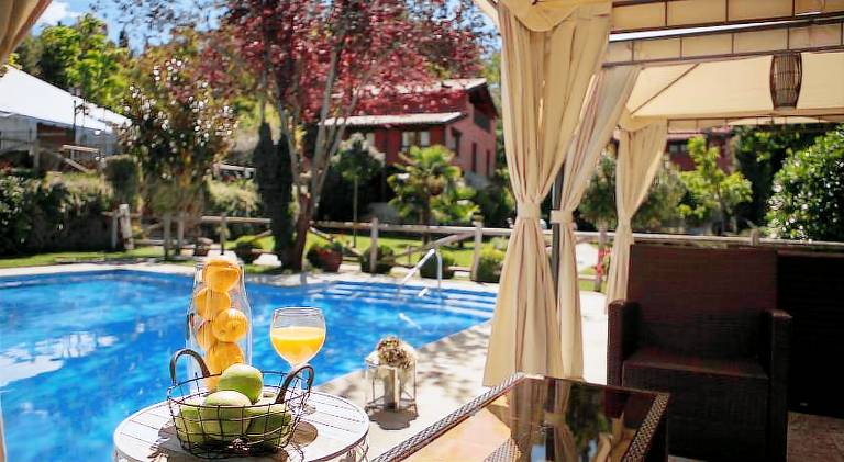 Villa with patio, barbeque & garden | Perfect for remote work — photo 3