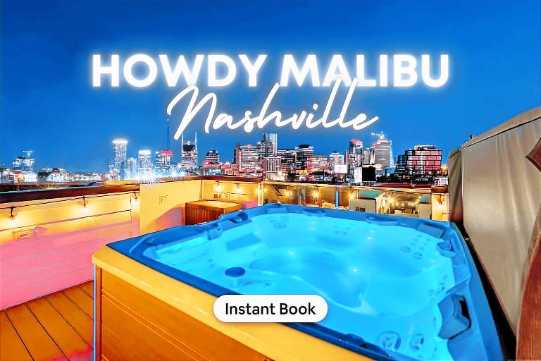 Rooftop Hot Tub City Views Pac Man Pool Table