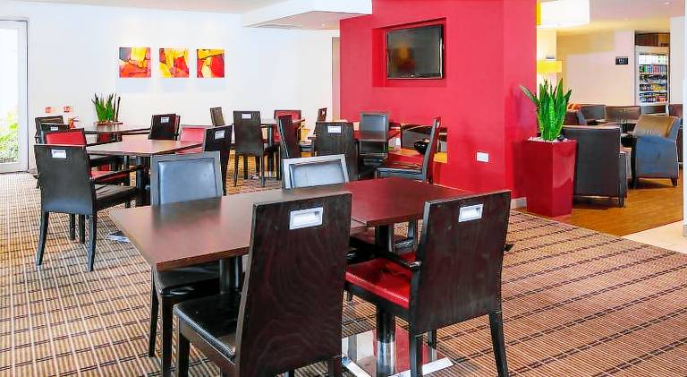 Holiday Inn Express East Midlands Airport By IHG — photo 4