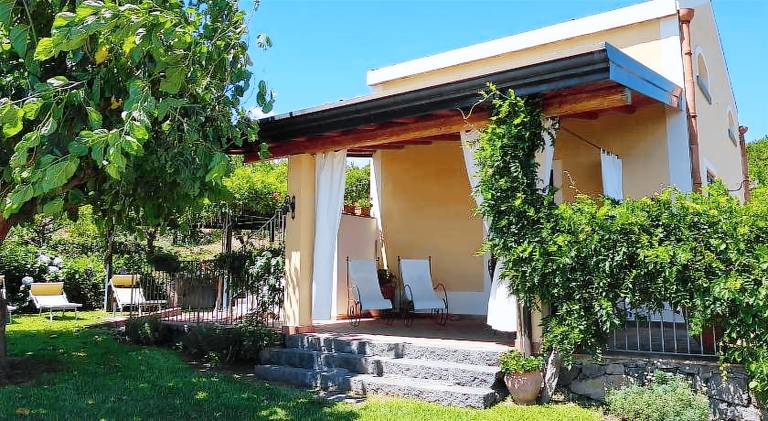 Farm with grill, pool & terrace | Pet-friendly — photo 4
