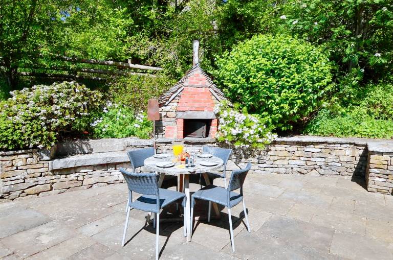Cottage with garden | Pets allowed — photo 4