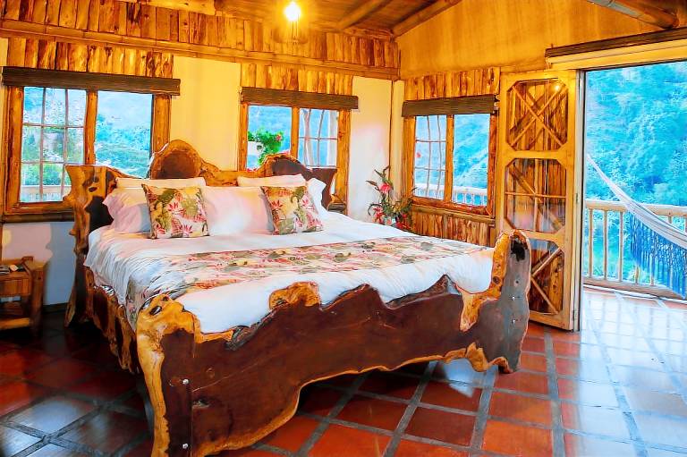 HACIENDA CHARRASCAL COFFE FARM in Manizales