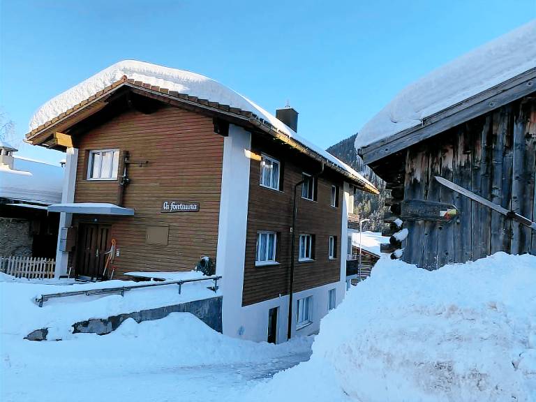 Ferienwohnung  Sedrun