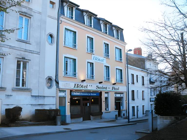 Hotel Bar Restaurant Saint Paul in Verdun