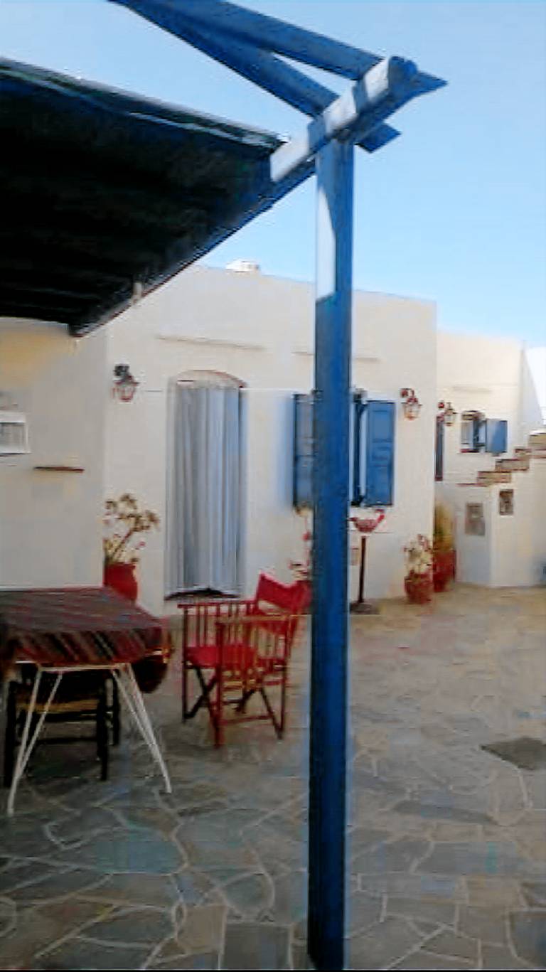 Apartment with terrace & garden | Garden view — photo 3