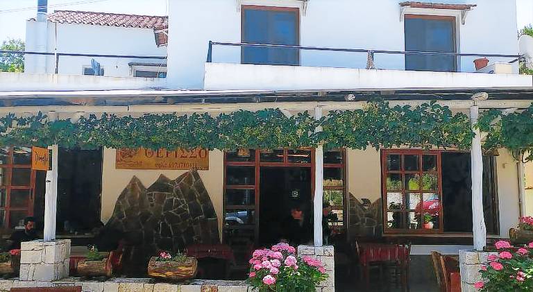 Therisso Rooms in Chania