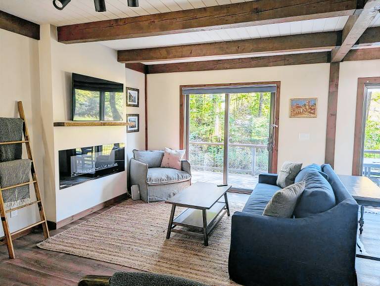 Cabin Warren