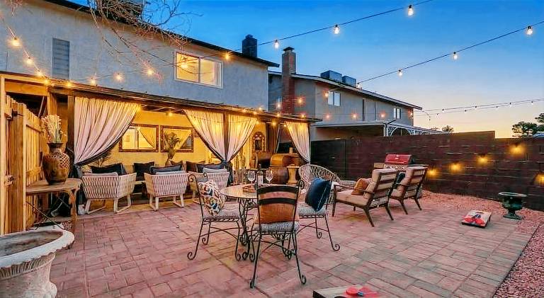 Vacation home | Pets allowed in Vega, CA
